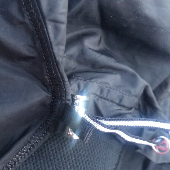 Lululemon Athletica Black zip up Shell - Picture 5 of 6